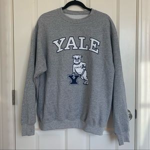 Yale Crewneck sweatshirt